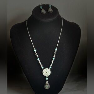 Avon Boho Filigree Medallion Necklace & Earrings Set Turquoise Wood Look Amber